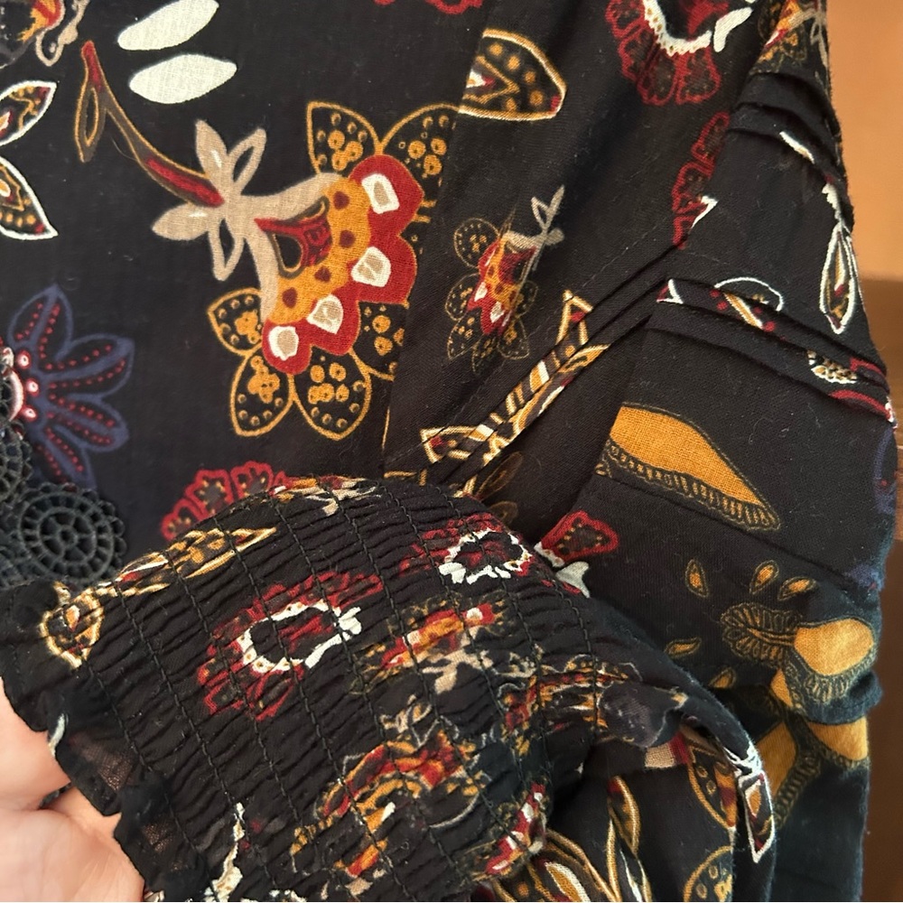 Red Carter blouse - Picture 4 of 9